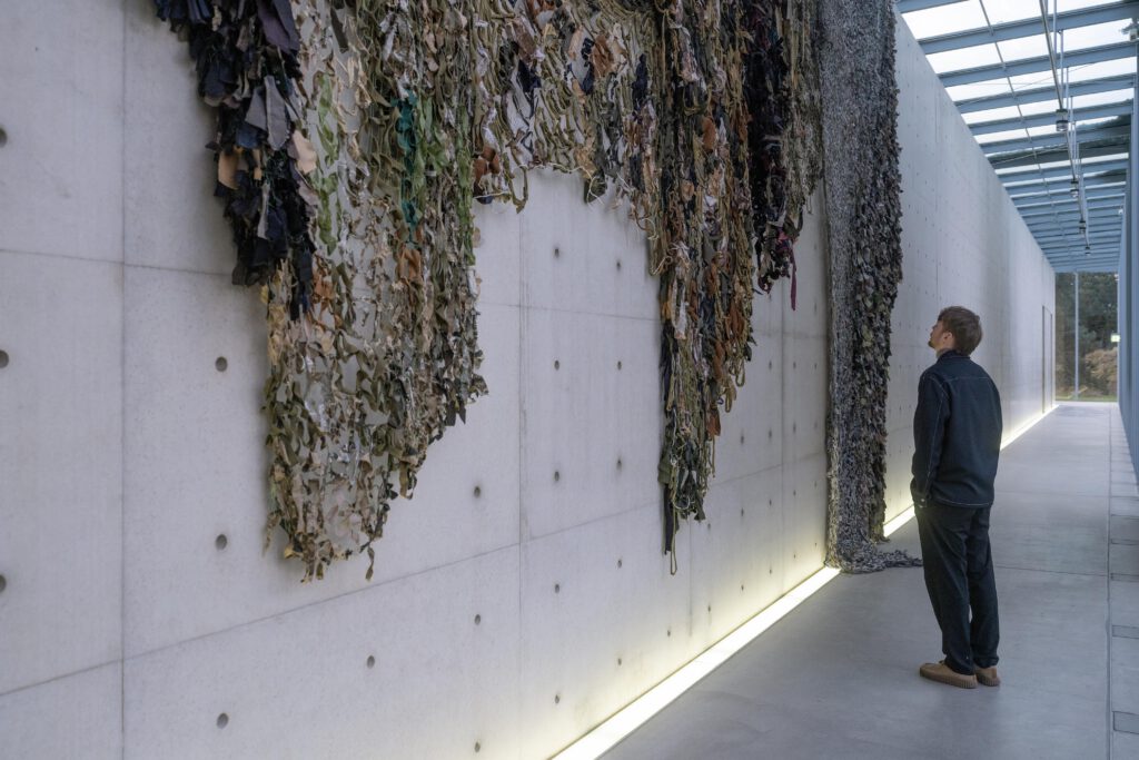 Fabian Knecht – Lachen ist verdächtig